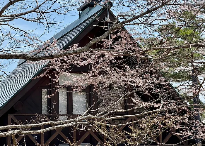 Hakuba Riverside Loghouse