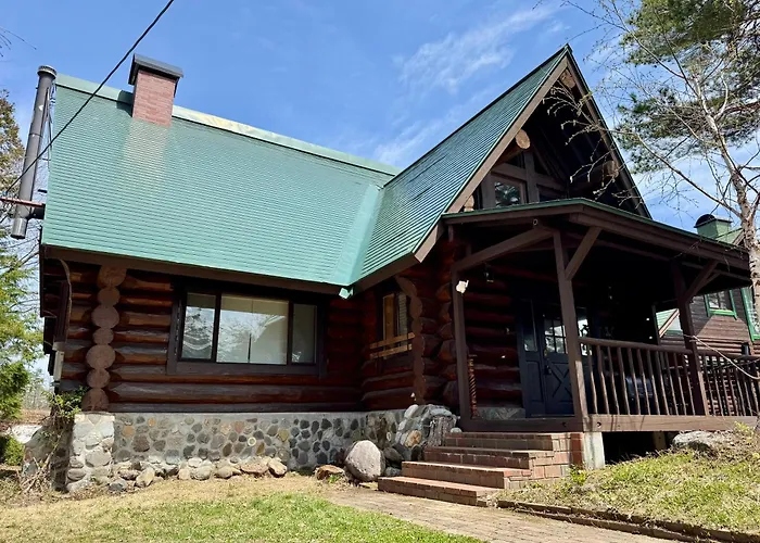 Hakuba Riverside Loghouse