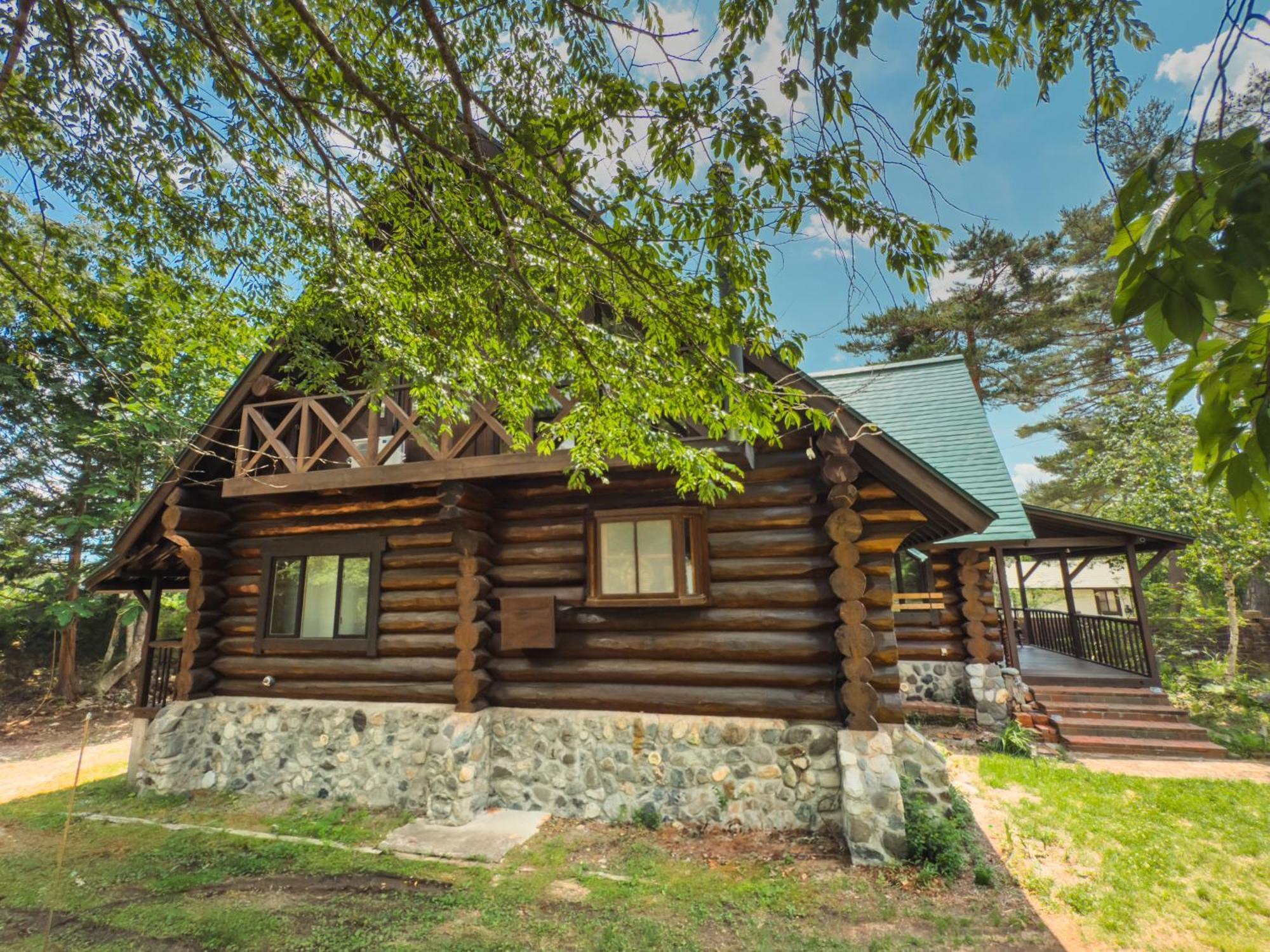 Riverside Loghouse Hakuba